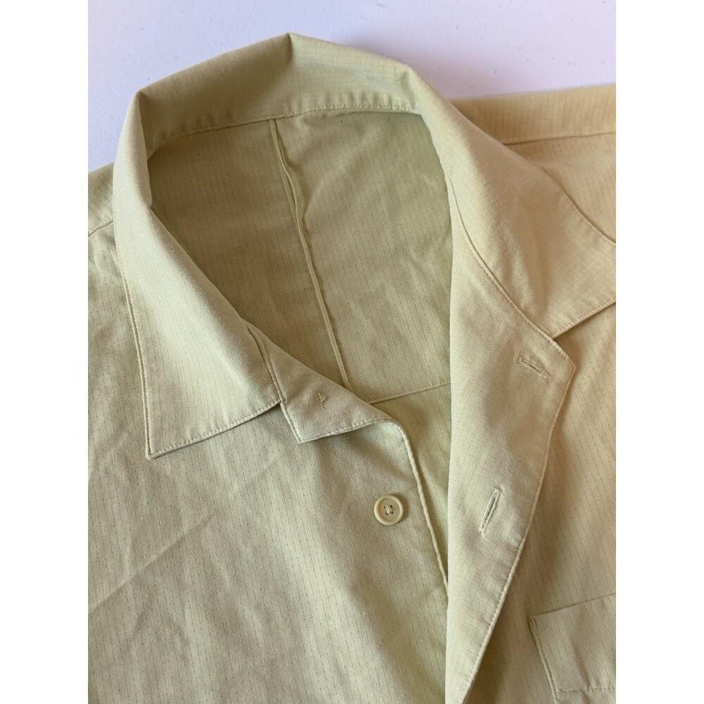 Lululemon Mens Yellow Ripstop Short Sleeve Camp Collar Button Down Shirt